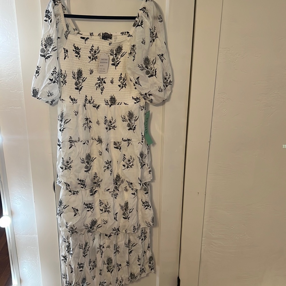 Maxi floral dress